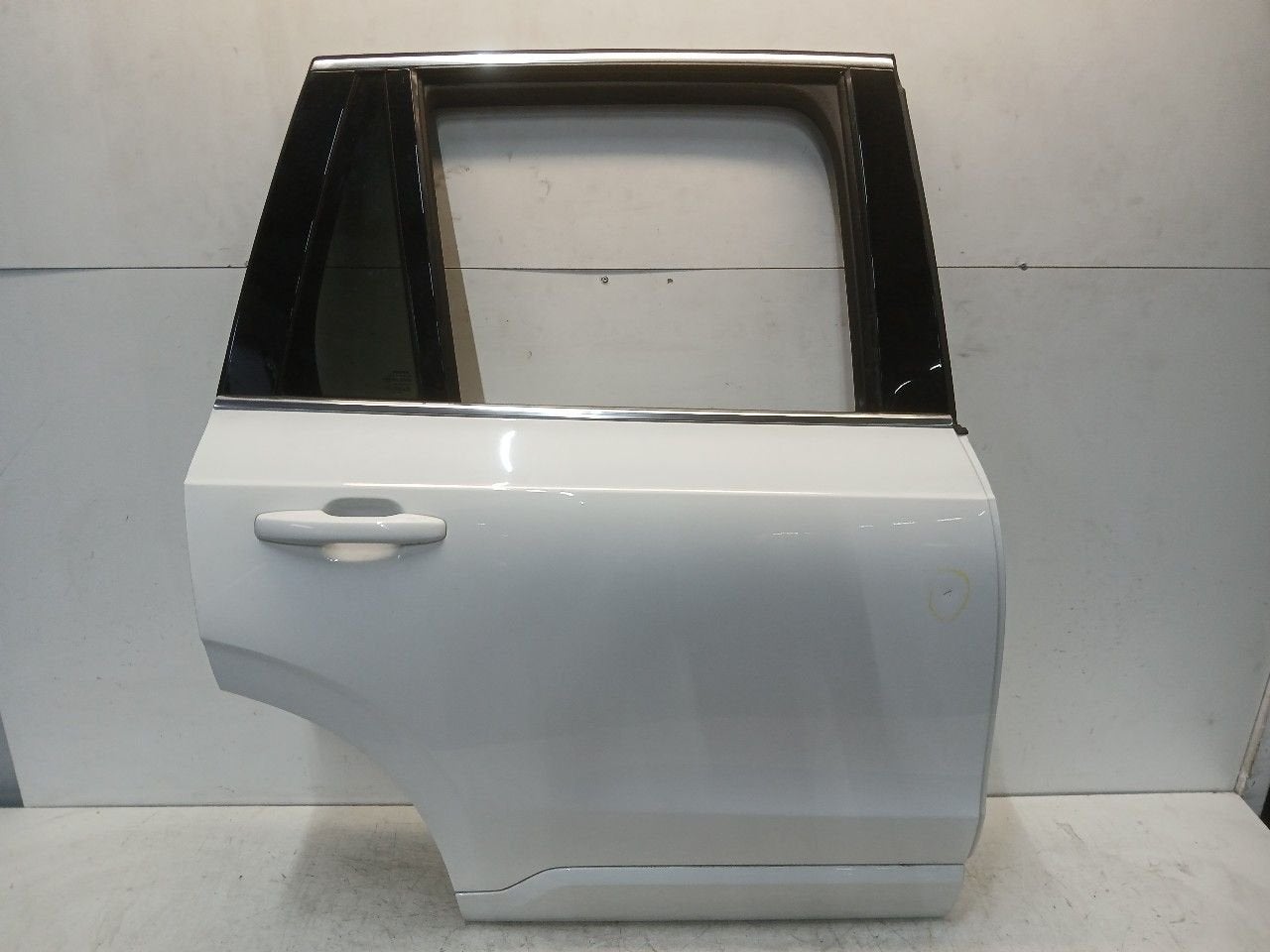 Portier rechts achter Volvo XC90, Onderdelen@venauto.nl, Van der Ven Autorecycling B.V., Ettenseweg 76, 4706 PB Roosendaal, The Netherlands