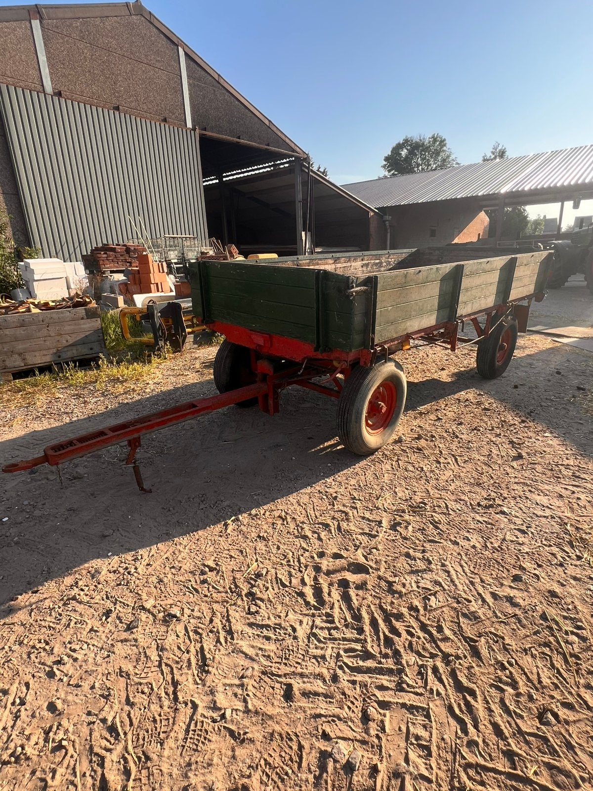 Oude vierwiel wagen, Animaux & Accessoires, Voitures & Carrosses, Comme neuf