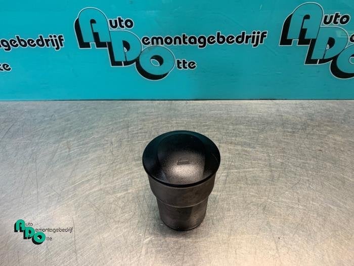 Cendrier avant d'un Hyundai I10 (I10 08-), Autos : Pièces & Accessoires, -, 3 mois de garantie, Utilisé, Hyundai