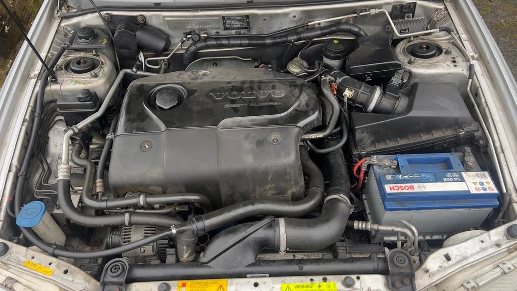 Volvo, Autos, Volvo, Argent ou Gris, Achat, Boîte manuelle, 5 portes