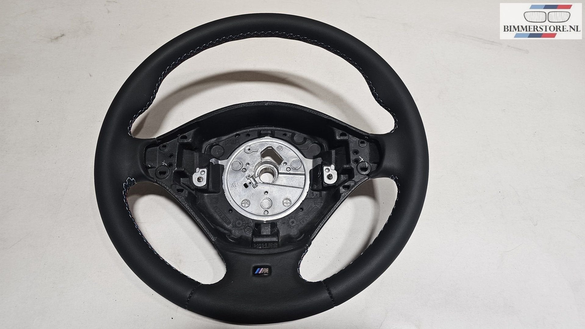 Volant sport M en cuir  BMW M3  série E36 M3 32342228230, -, Origine de la pièce connue, -, Enlèvement ou Envoi