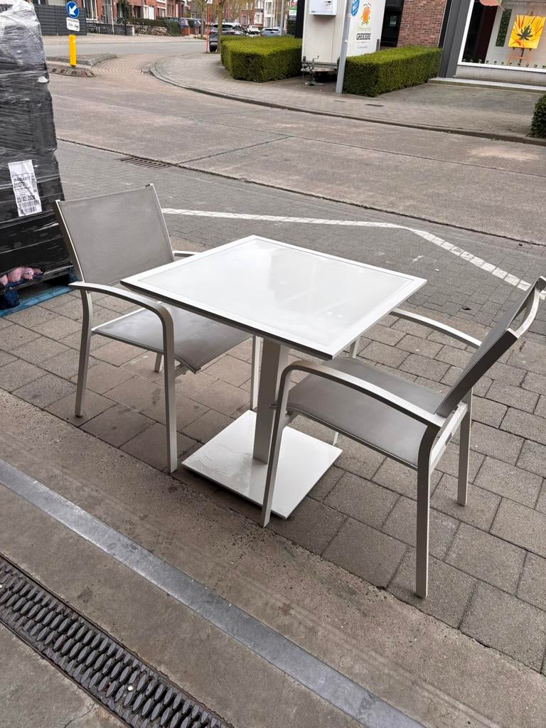 Bistro tafel met 2 stoelen, Enlèvement