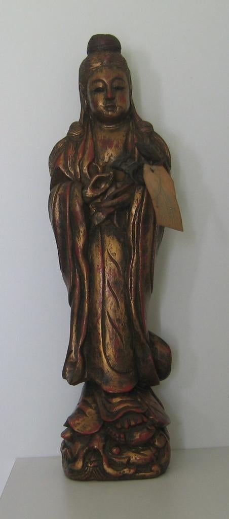 Kwan Yin  in  hout  uit  Thailand  -  4136, Antiek en Kunst, Ophalen