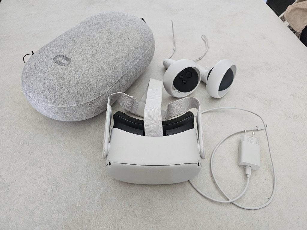 Oculus quest 2 - 256gb. Incl tas, Games en Spelcomputers, Virtual Reality, Ophalen, Gebruikt, VR-bril