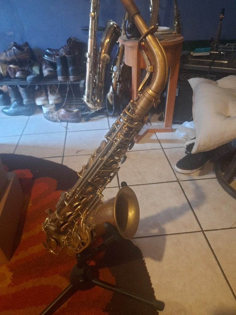 King Super 20 Series V alt, Musique & Instruments, Instruments à vent | Saxophones, Enlèvement ou Envoi, Utilisé, Alto, Avec valise