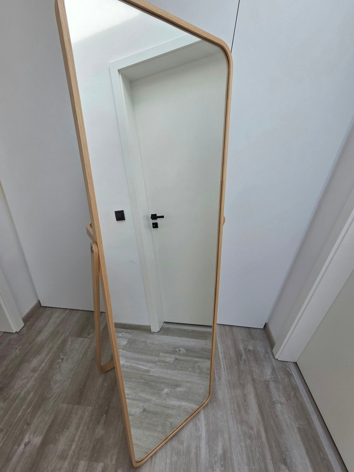 Staande spiegel Ikea, Huis en Inrichting, Ophalen, Zo goed als nieuw