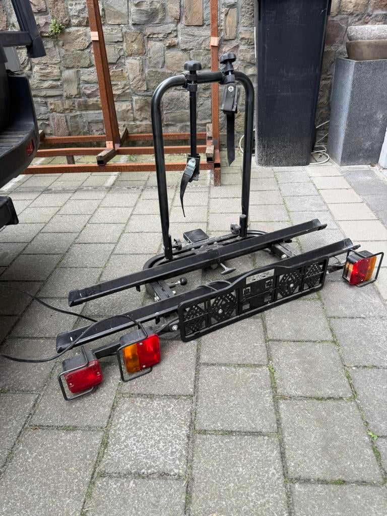 Fietsenhouder, Ophalen, Zo goed als nieuw