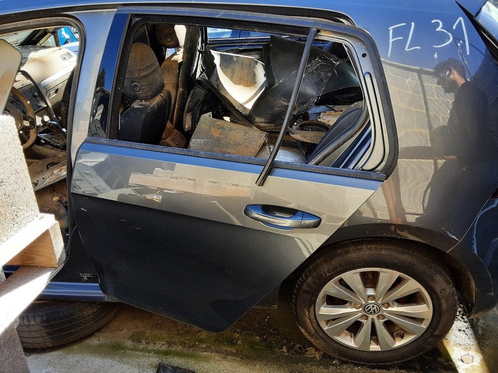 PORTIER LINKS ACHTER Volkswagen Golf VII (AUA), Gebruikt, Volkswagen AG, Kundenbetreuung@volkswagen.de, Achter
