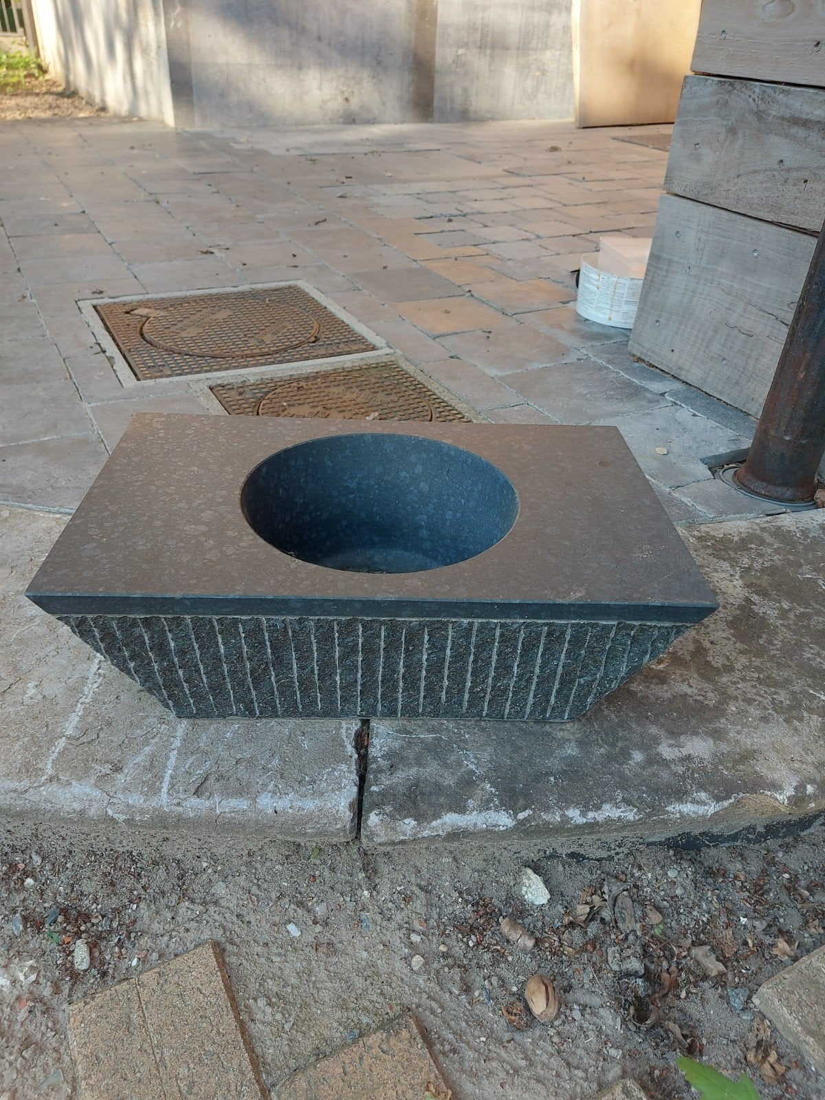 Wasbak lavabo, Ophalen