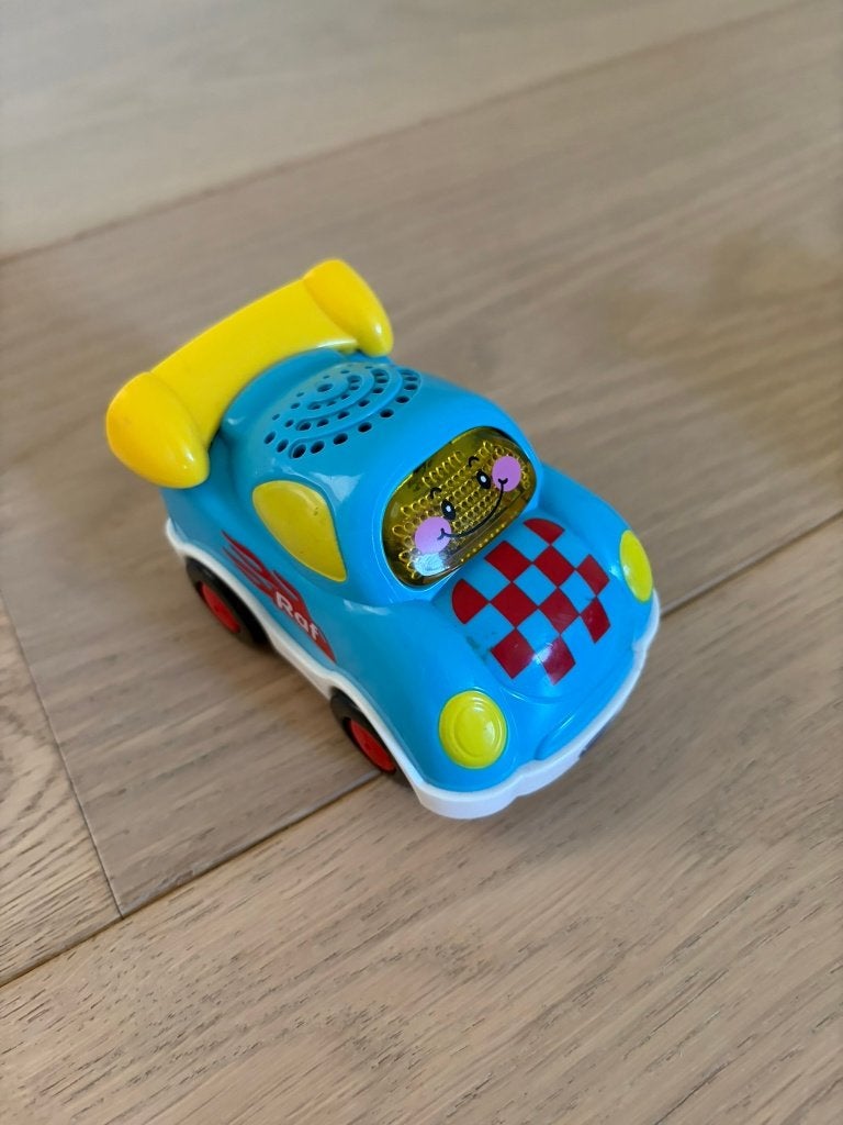 VTECH toet toet auto's claire en raf, Ophalen of Verzenden, 2 tot 4 jaar