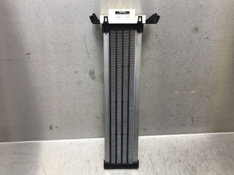 ELEMENT RADIATEUR ELECTRIQUE Lexus IS (E3) (|2948000011|), Utilisé, Lexus