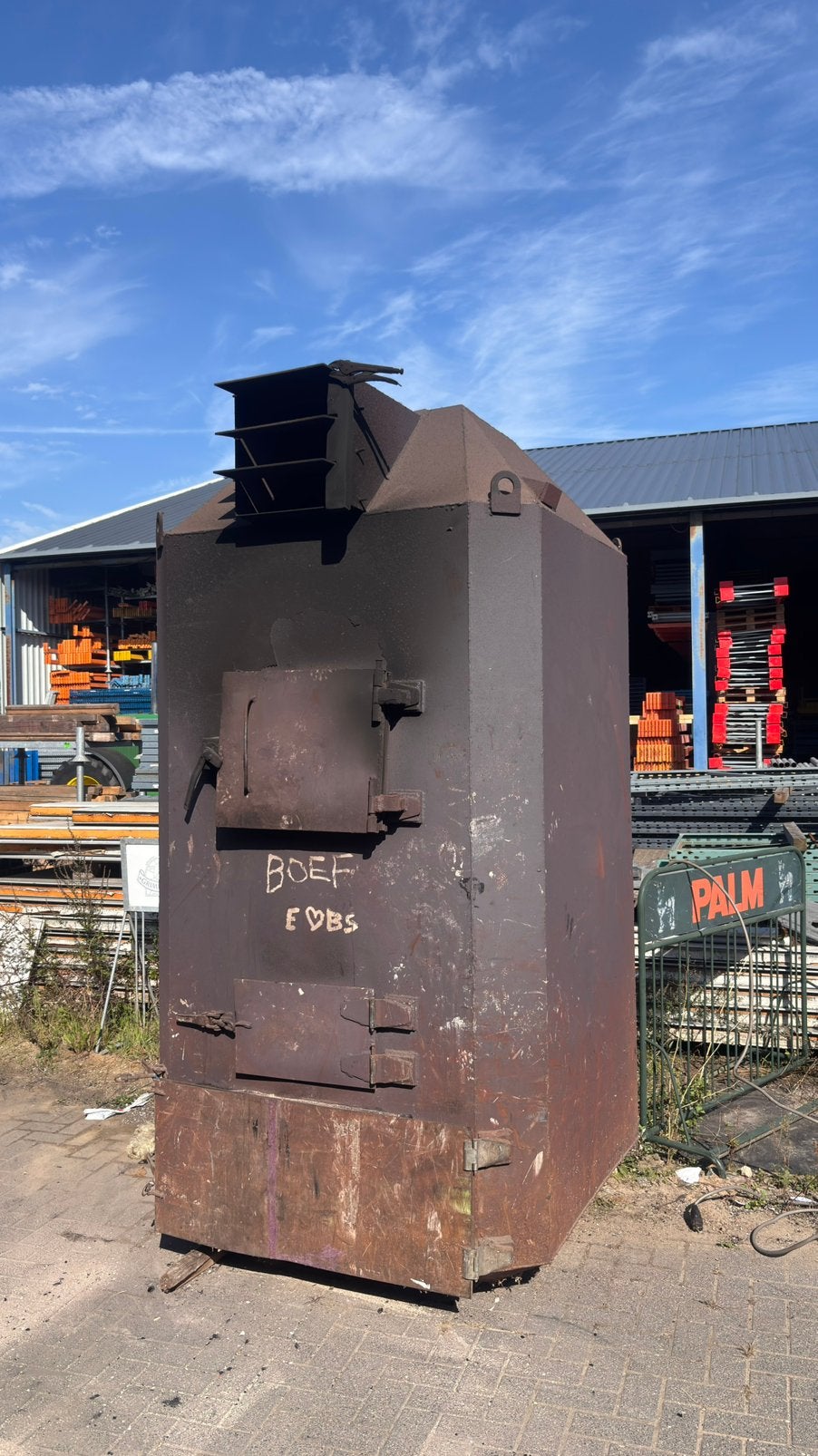 Grote kachel met ventilator, Huis en Inrichting, Ophalen, Gebruikt, Overige brandstoffen, Vrijstaand