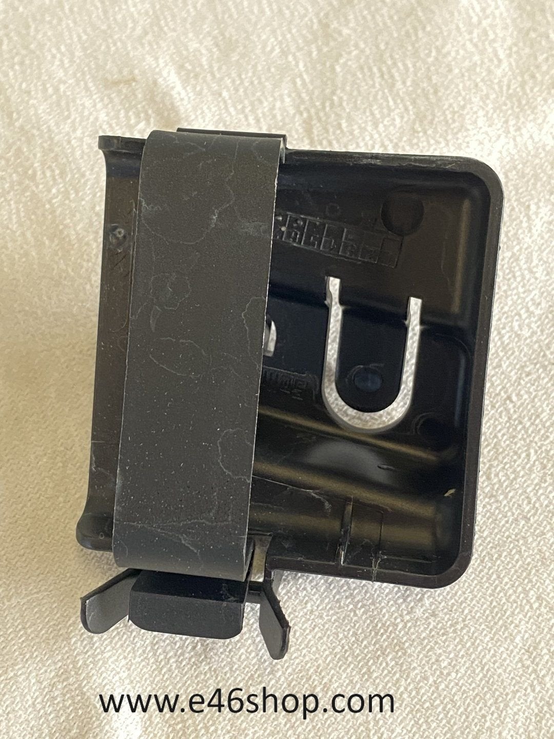 KLEM GEVARENDRIEHOEK BMW E90 E91 E92 OE 51477131761, Neuf, -, -, -