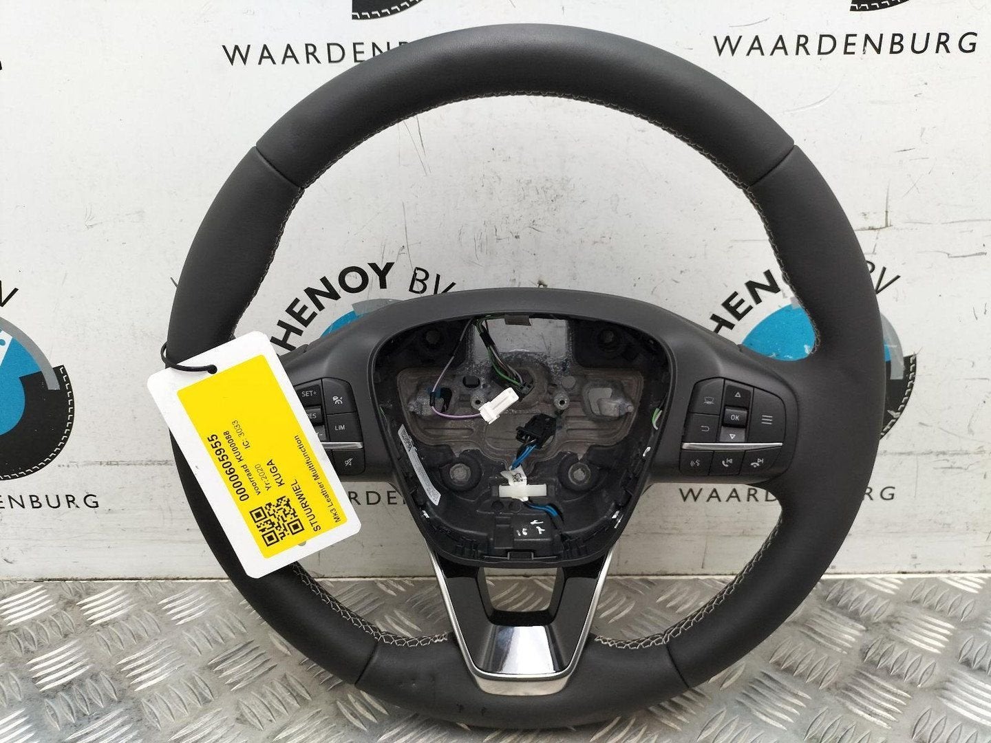 FORD KUGA VIGNALE STUURWIEL 2020, Autos : Pièces & Accessoires, Commande, Utilisé, ARN reconnu, Stiba membre, Reconnu durable
