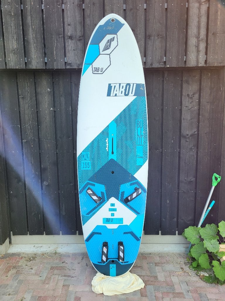 Tabou Bullit 155, Sports nautiques & Bateaux, Planche à voile, Neuf, Enlèvement, Avec aileron(s), 250 à 300 cm