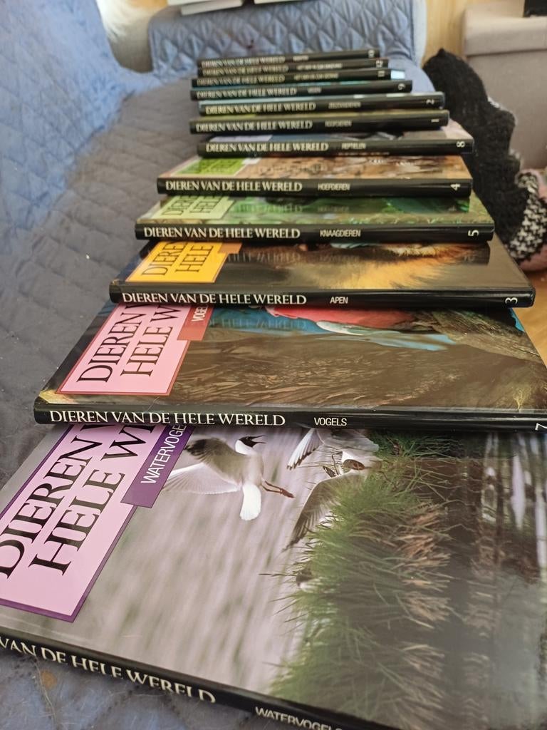 Atlas Dieren van de hele wereld uitgeverij areopagus, Livres, Atlas & Cartes géographiques, Enlèvement, Monde