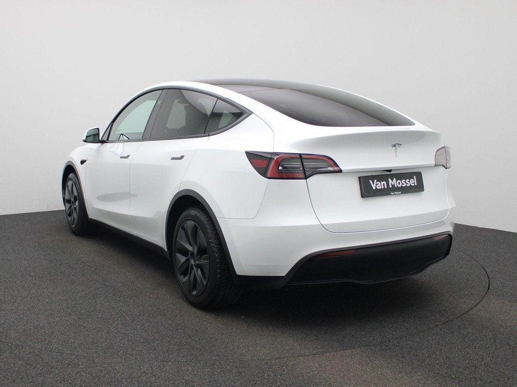 Tesla Model Y RWD LONG RANGE | Auto Pilot | PANO | LEDER, Auto's, Automaat, Gebruikt, 347 pk, Wit