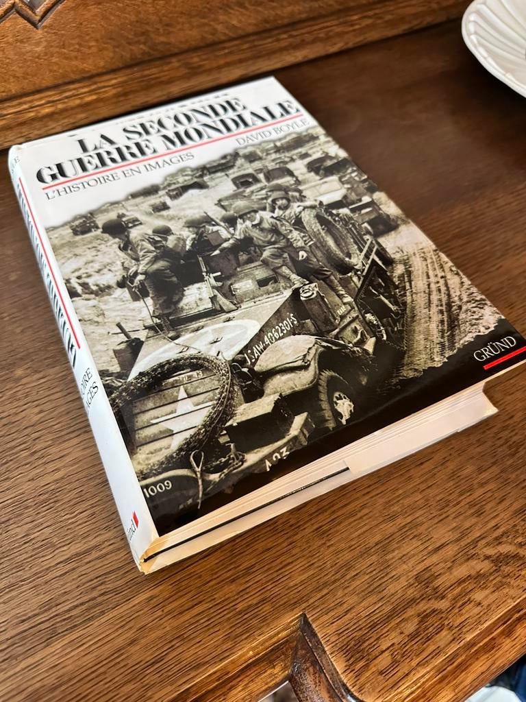 Livre guerre, Boeken, Geschiedenis | Stad en Regio, Ophalen, Zo goed als nieuw