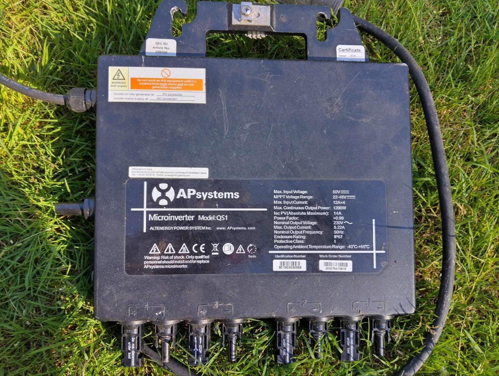APsystems QS1 micro-omvormer + panelen, Doe-het-zelf en Bouw, Zonnepanelen en Toebehoren, Ophalen, Gebruikt, Compleet systeem