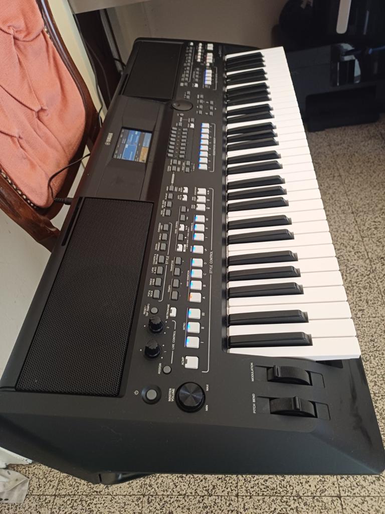 Yamaha psr sx600, Musique & Instruments, Enlèvement, 61 touches, Yamaha