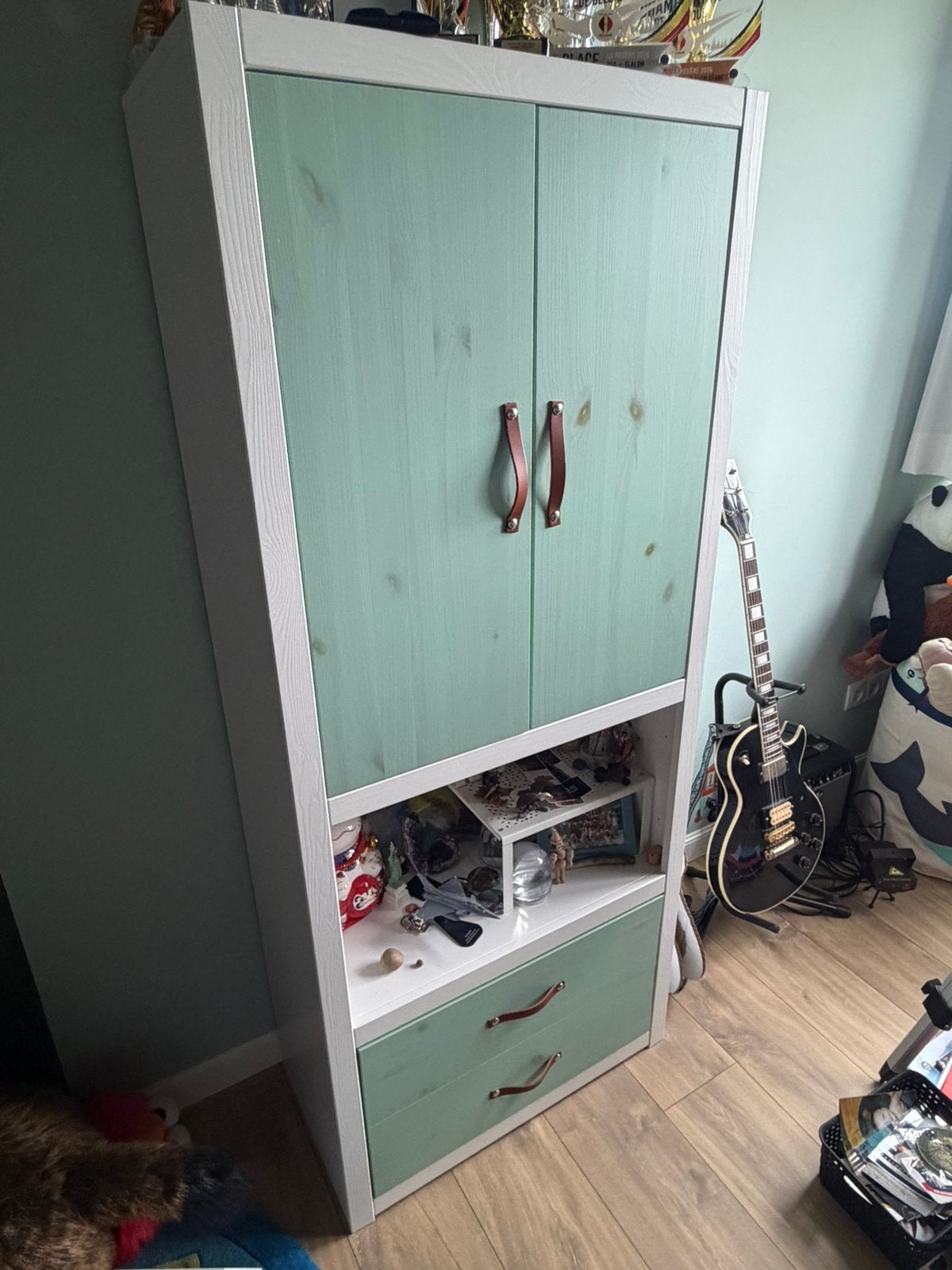 Kast Lifetime, Huis en Inrichting, Kasten | Roldeurkasten en Archiefkasten, Ophalen, Zo goed als nieuw, Grenenhout