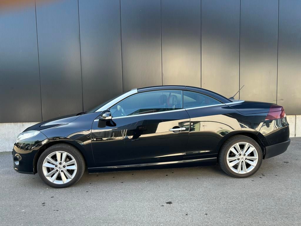 Renault Megane 1.4i Cabrio / leder / Navi / Zetelverwarming, Auto's, Euro 5, Cabriolet, Zwart, Leder