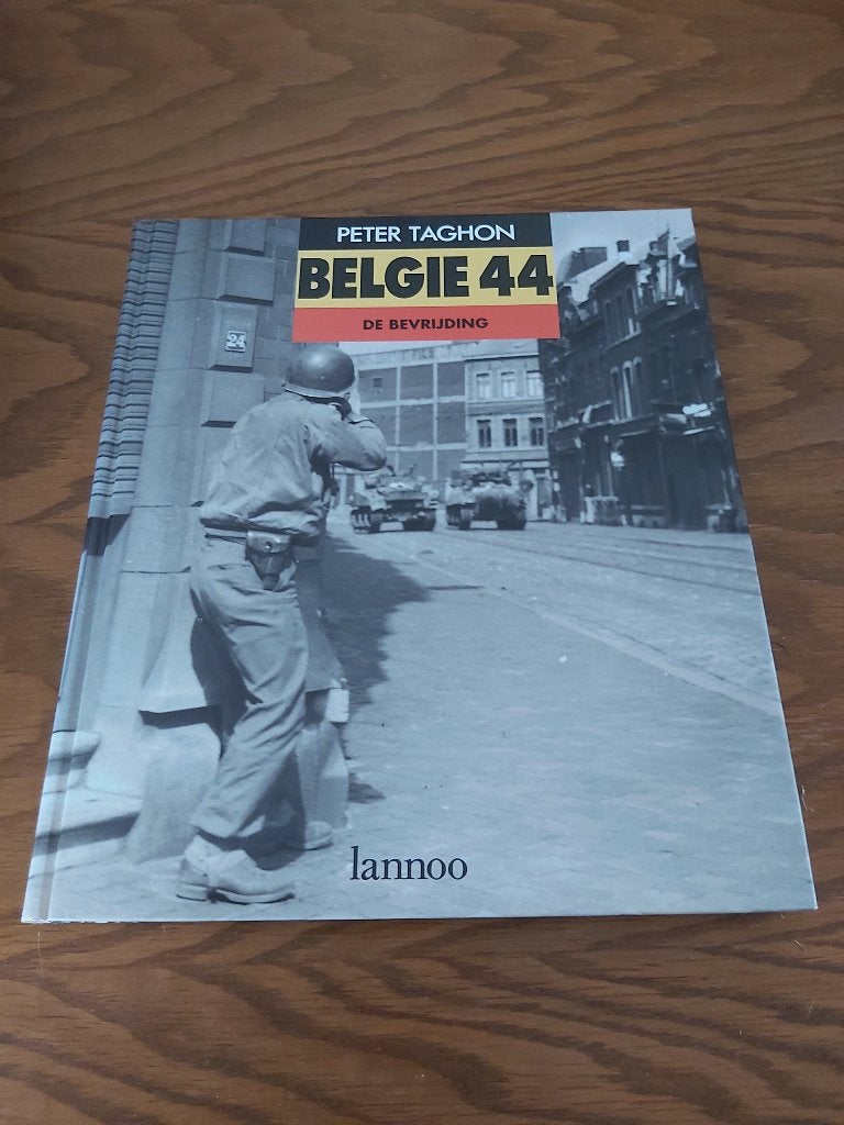 Bevrijding Libération 1944 USA GB Air Force Patton Hitler, Livres, Enlèvement ou Envoi, Société