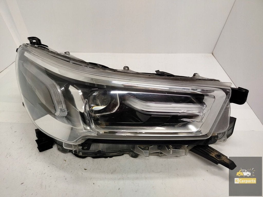 81110-0KU80, Toyota Hilux VIII Lift Full LED-lamp rechts, Info@toyota.co.jp, Gebruikt, Toyota Motor Corporation, Toyota-Cho 1
471-8571  Toyota City