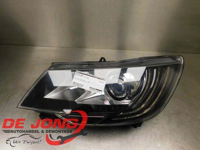 Phare gauche d'un Skoda Superb, Autos : Pièces & Accessoires, Éclairage, -, 3 mois de garantie, Utilisé, Skoda