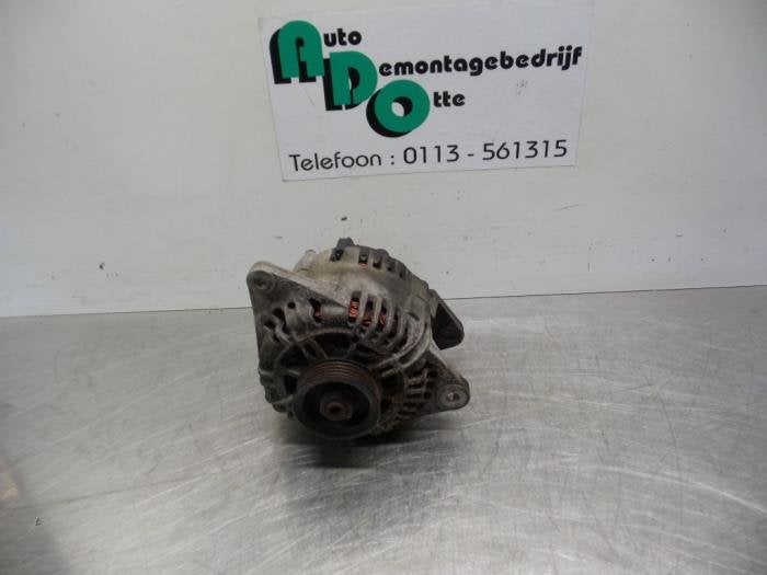 Dynamo van een Kia Sorento (Sorento 03-), Auto-onderdelen, -, -, Ophalen of Verzenden, -