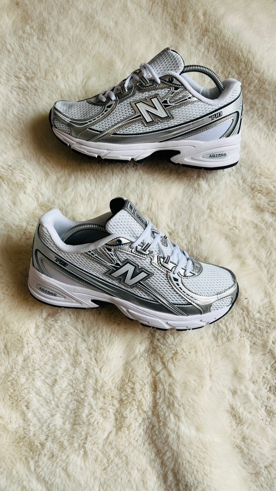 New balance 740 white / grey - taille 42, Sports & Fitness, Course, Jogging & Athlétisme, Enlèvement ou Envoi, Comme neuf