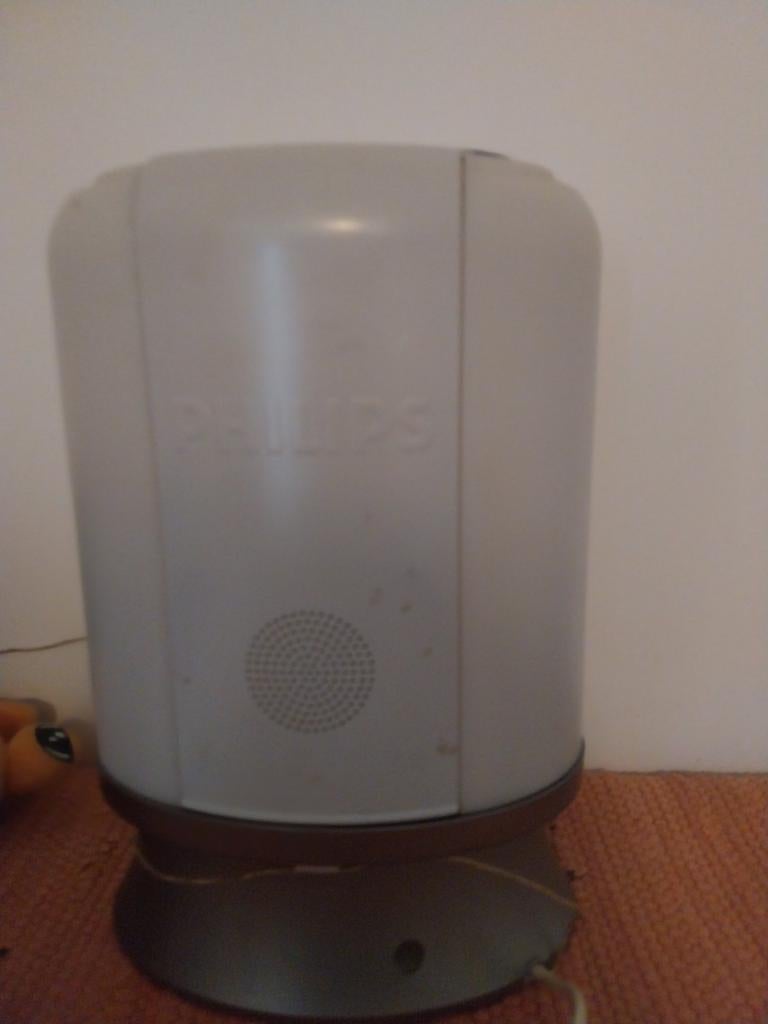 Lampe radio réveille avec une ampoules blanches et une jaune, Ophalen