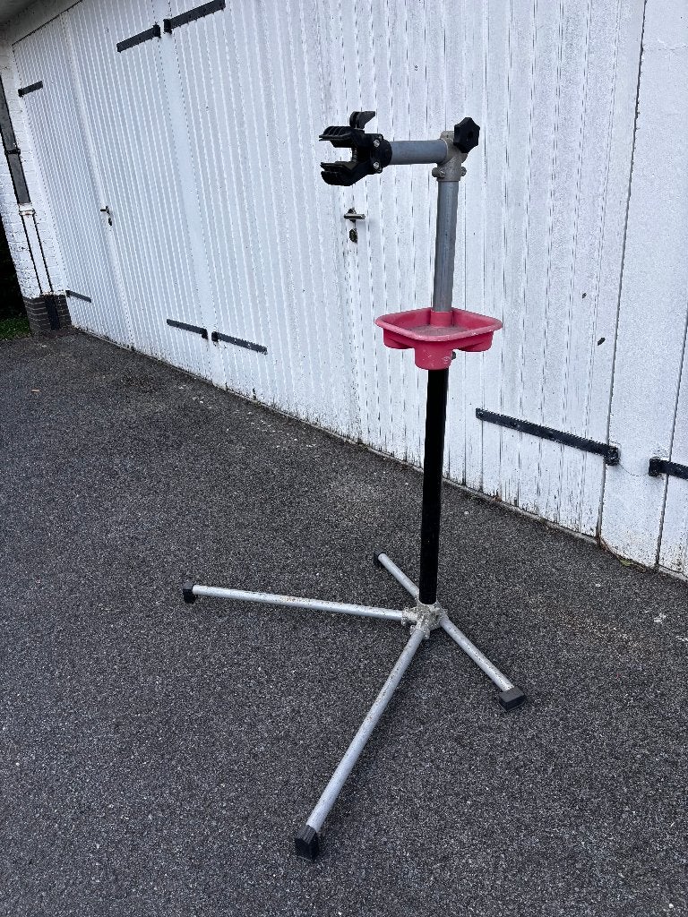 Standaard om fietsen te reinigen, Ophalen, Gebruikt