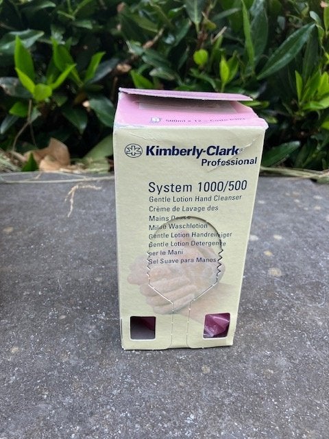 KIMBERLY-CLARK GENTLE LOTION HAND CLEANSER 12 X 500 ML 6303, Handtassen en Accessoires, Uiterlijk | Lichaamsverzorging, Ophalen of Verzenden
