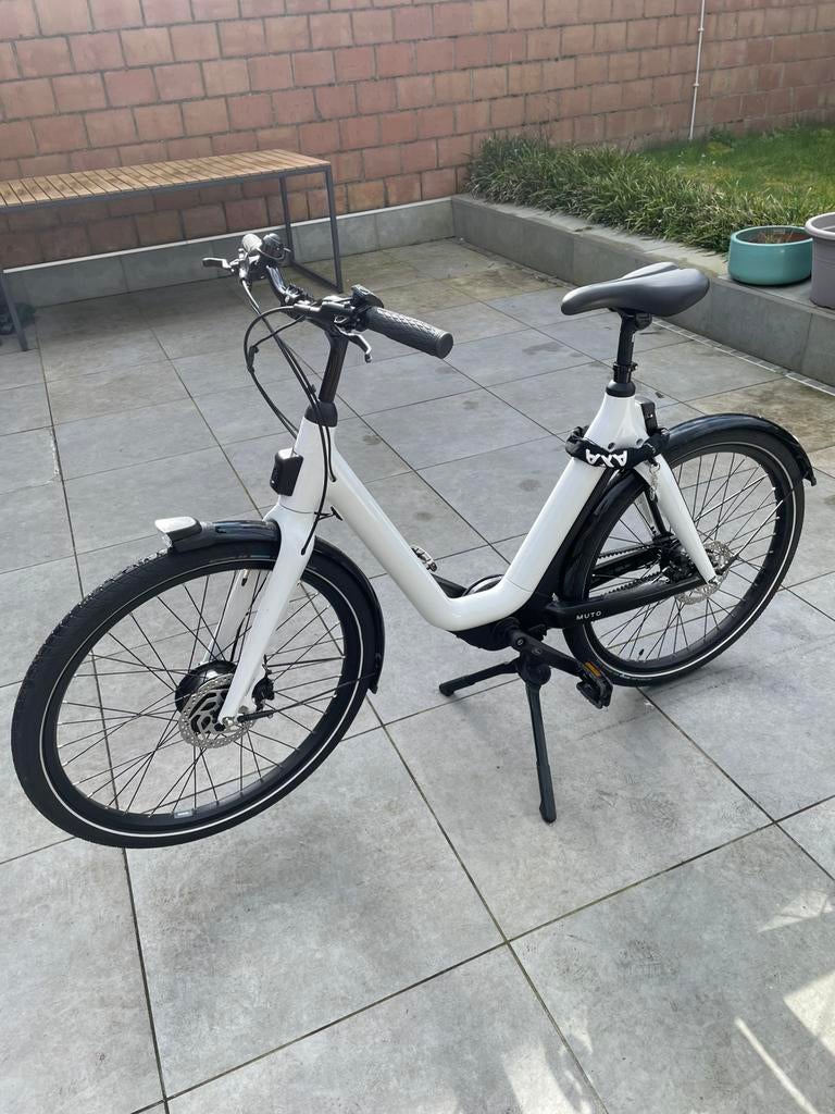 Muto electische sportieve fiets, Fietsen en Brommers, Elektrische fietsen, Ophalen, Zo goed als nieuw, 50 km per accu of meer
