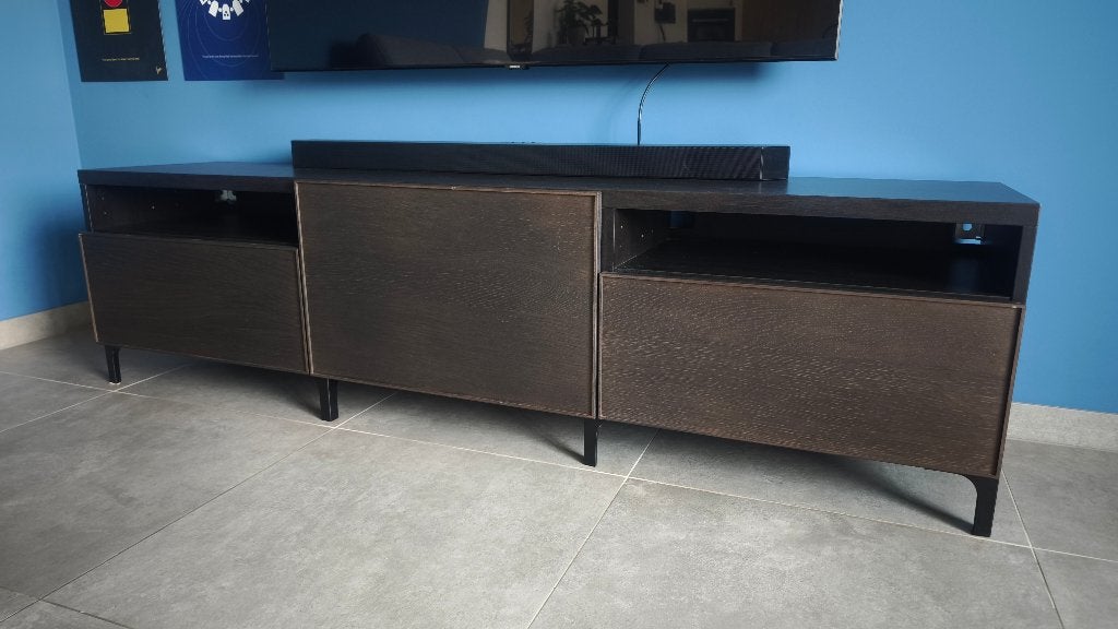 Besta tv-meubel, Huis en Inrichting, Ophalen, 150 tot 200 cm, Eikenhout, Zo goed als nieuw