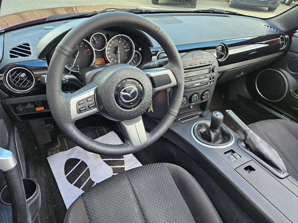 Mazda MX-5 1.8i 16 V | chauffage des sièges | Bose, Autos, Mazda, Rouge, 93 kW, Entreprise, Noir