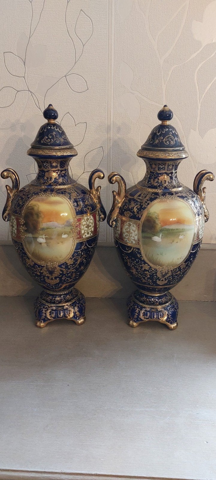 deux vases amphores avec couvercles, Antiquités & Art, Enlèvement