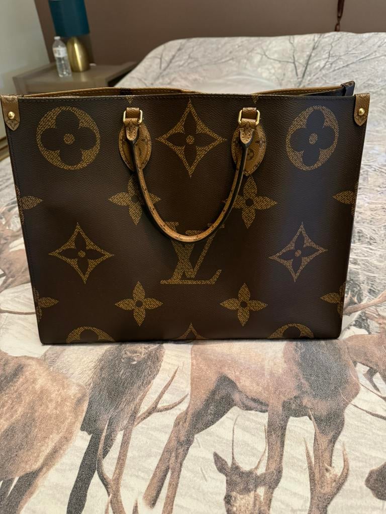 Louis Vuitton OnthegoGM, Handtassen en Accessoires, Tassen | Damestassen, Ophalen, Zo goed als nieuw, Handtas