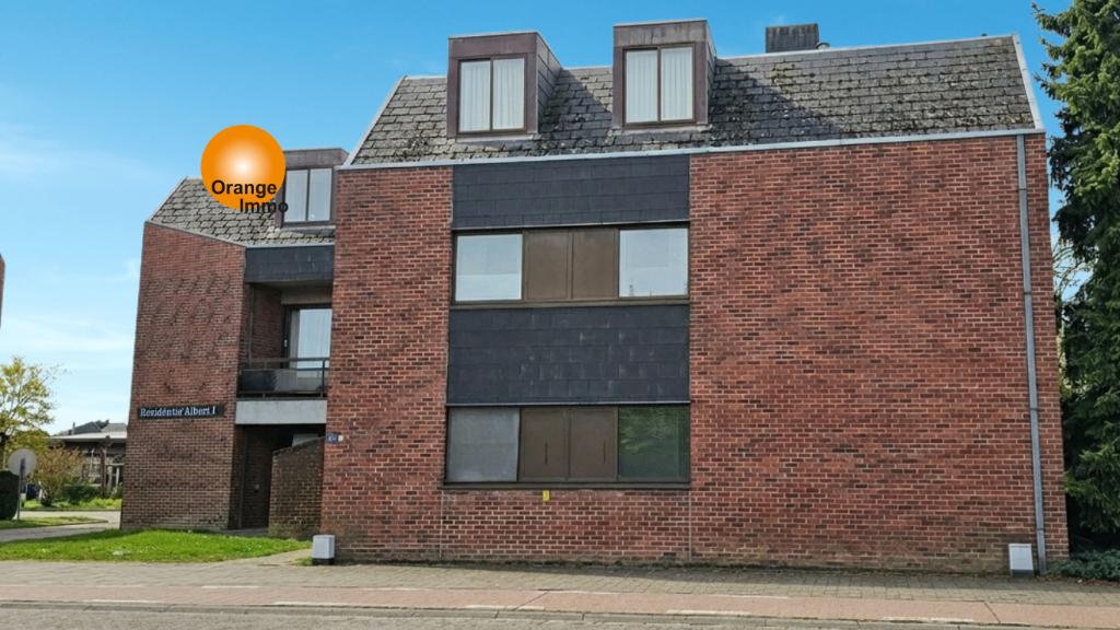 Fris en modern appartement op de tweede verdieping., 280 kWh/m²/jaar, Tot 200 m², Maasmechelen, 2 kamers