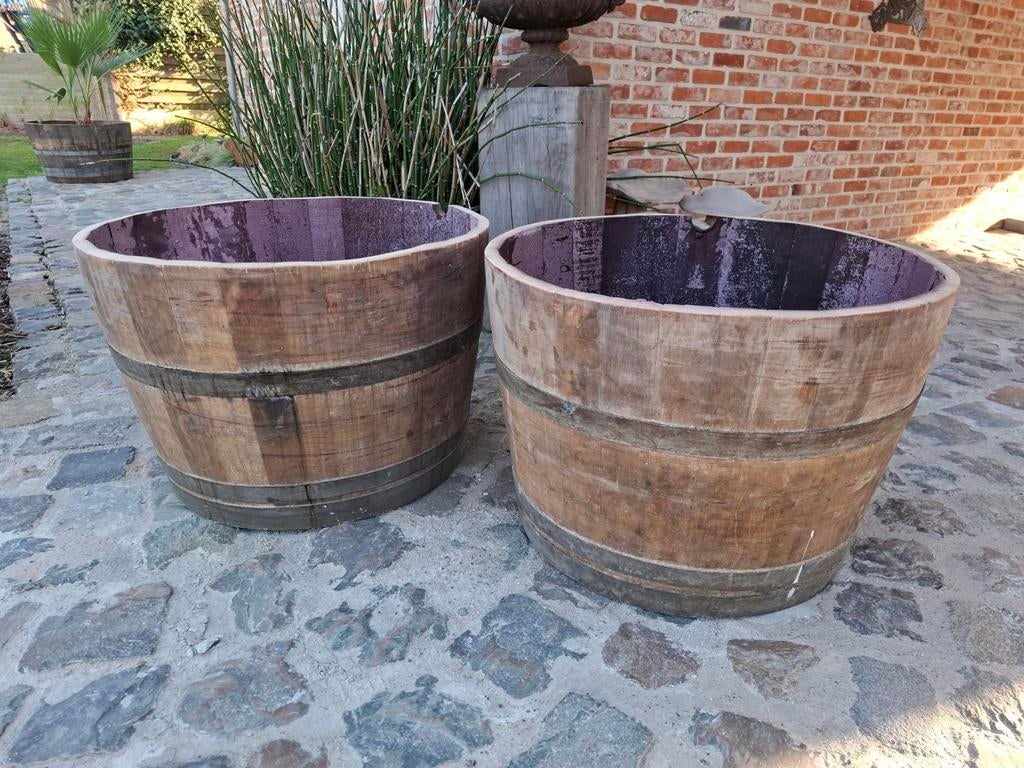 Halve EIKEN Bordeaux & bourgogne tonnen als bloembak!, Ophalen