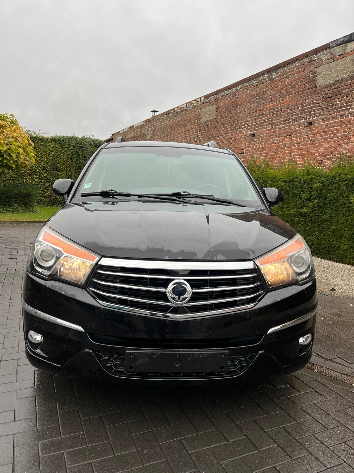 SsangYong Rodius 2016 diesel147000km Lichtevracht Automaat, Auto's, Automaat, 2157 cc, Euro 6, Zwart