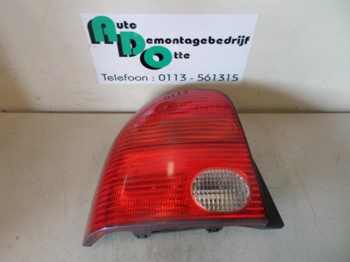 Achterlicht links van een Volkswagen Lupo (Lupo 98-), Gebruikt, -, Volkswagen, -