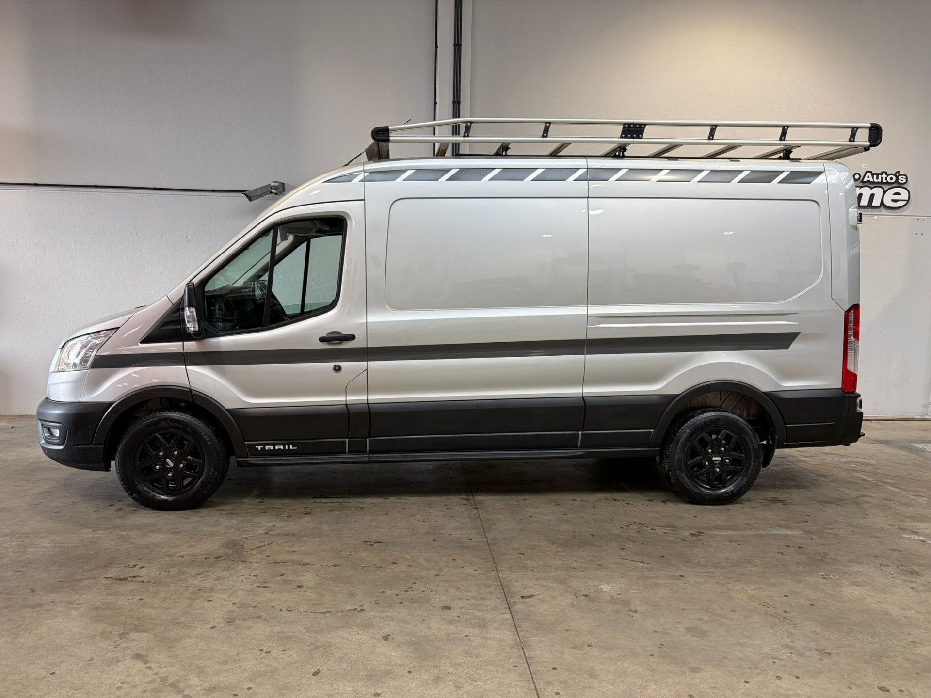 Ford Transit 350 2.0 TDCI L3H2 Trail edition (bj 2021), Auto's, Voorwielaandrijving, https://public.car-pass.be/vhr/32164926-de7e-4e2a-a159-57e94cb9c875