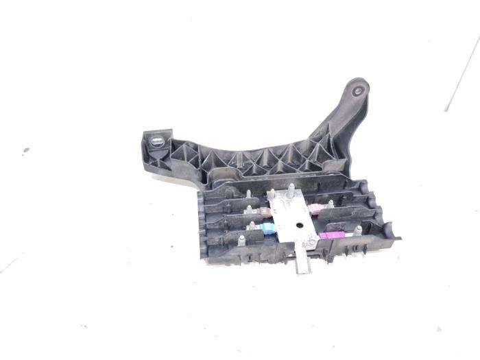 Boîte à fusibles d'un Volkswagen Crafter, Volkswagen, -, 3 mois de garantie, Utilisé