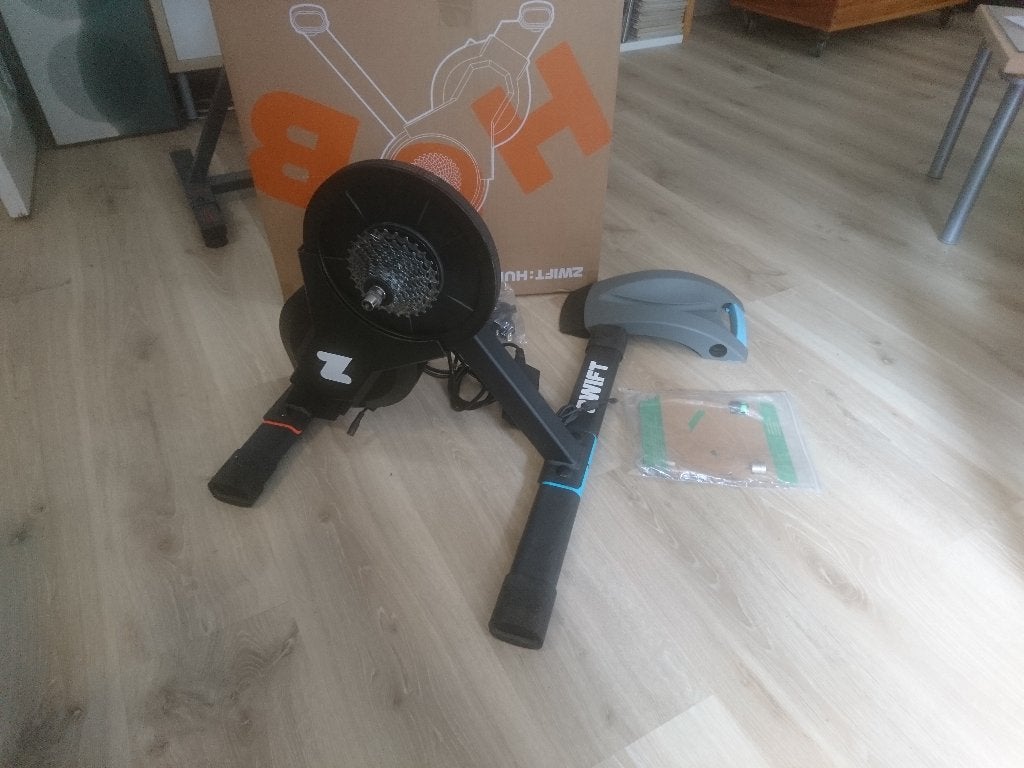 Thuistrainer ZWIFT, Sport en Fitness, Wielrennen, Ophalen, Nieuw, Overige typen