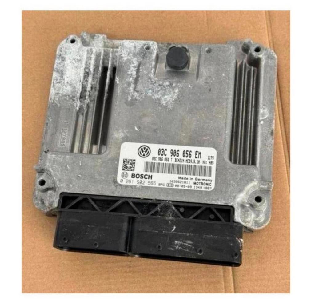 Unité de du moteur ECU VW Golf5 1.6 03C906056EM 0261S02565, Autos : Pièces & Accessoires, Enlèvement ou Envoi, Utilisé, Audi