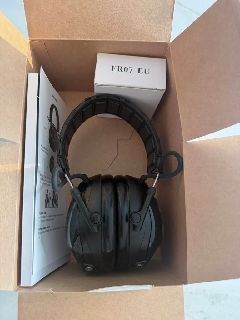 Casque 3m, Enlèvement, Comme neuf