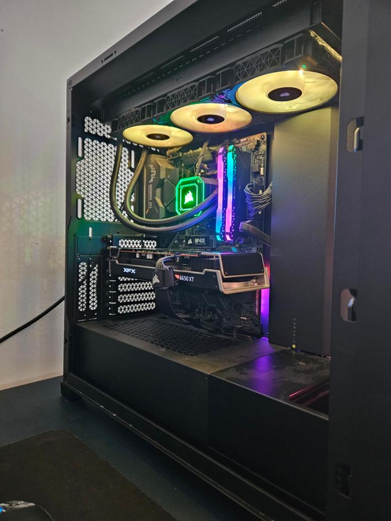 PC GAMER / RYZEN 7 5800X / RX 6650XT 8GB / 16GB 3600MHZ, Ophalen