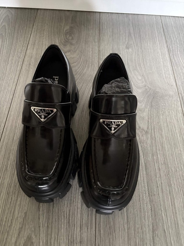 Chaussures Mocassins Prada, Sans marque, Sneakers et Baskets, Comme neuf, Enlèvement